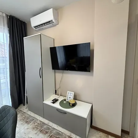 Grand Ohrid - Center Near To Sea And Sea Garden Апартамент Бургас