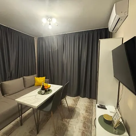Grand Ohrid - Center Near To Sea And Sea Garden * בורגאס
